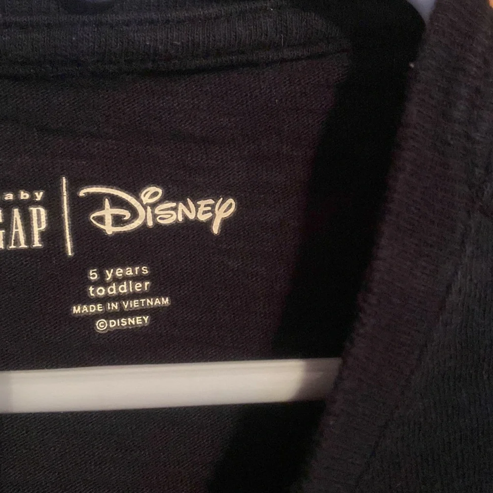 Gap Disney Mickey Mouse 5t short sleeve shirts